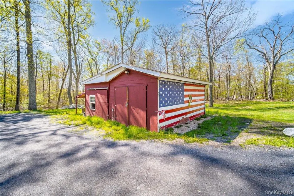 80 Jones Road Pine Bush, NY 12566