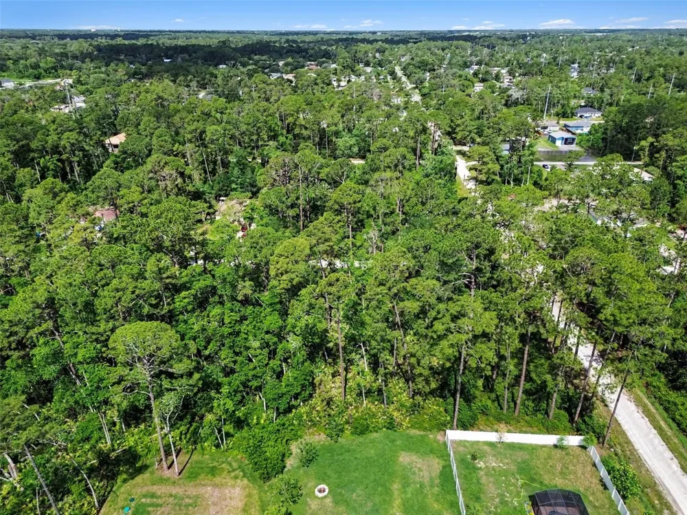 1465 EAST PARKWAY Deland, FL 32724