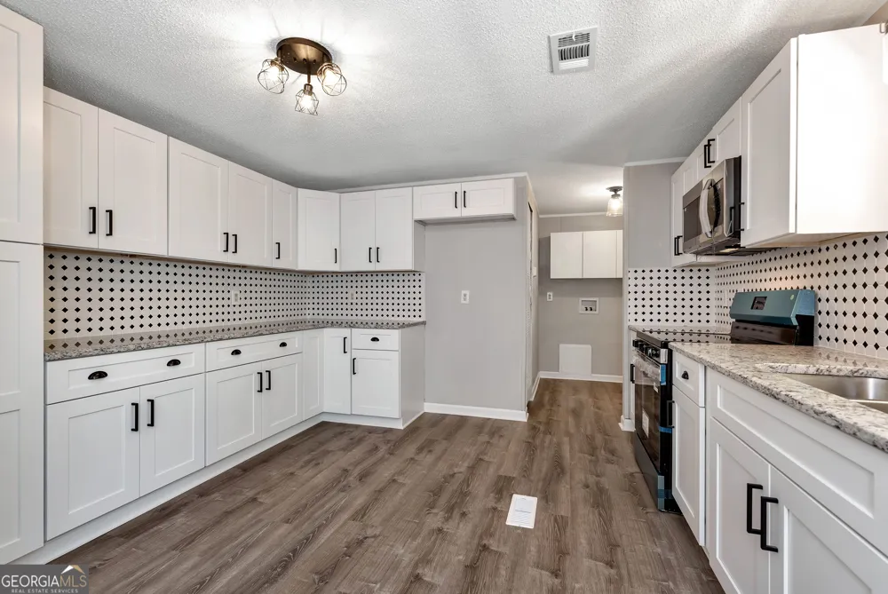 525 J S Williamson CT Nicholson, GA 30565