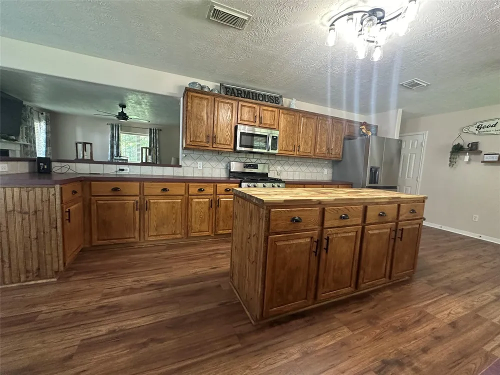 1300 Fm 3460 Road Shepherd, TX 77371