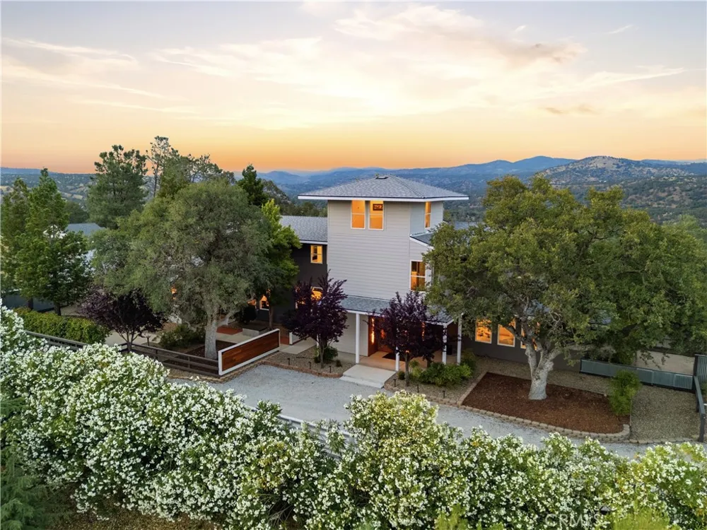 41819 Lilley Mountain Drive Coarsegold, CA 93614