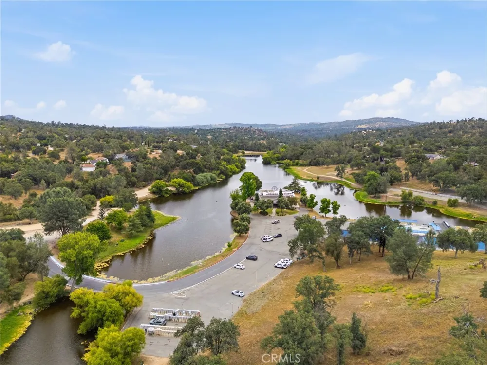41819 Lilley Mountain Drive Coarsegold, CA 93614
