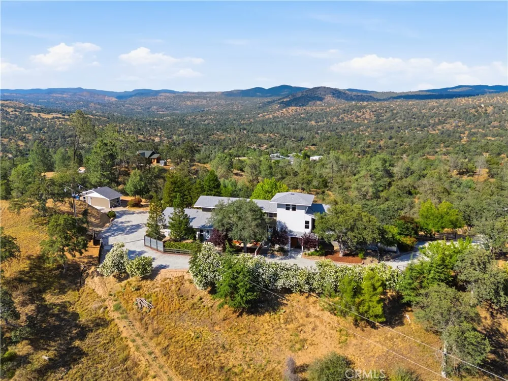 41819 Lilley Mountain Drive Coarsegold, CA 93614