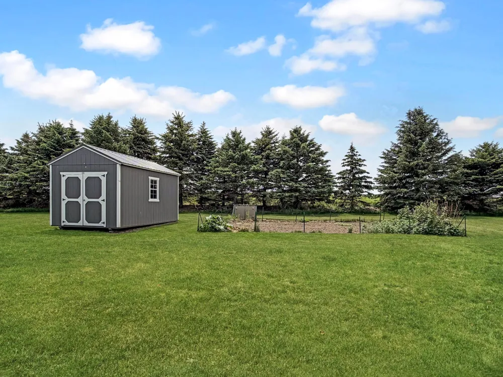 25 Lake Shetek Drive Slayton, MN 56172