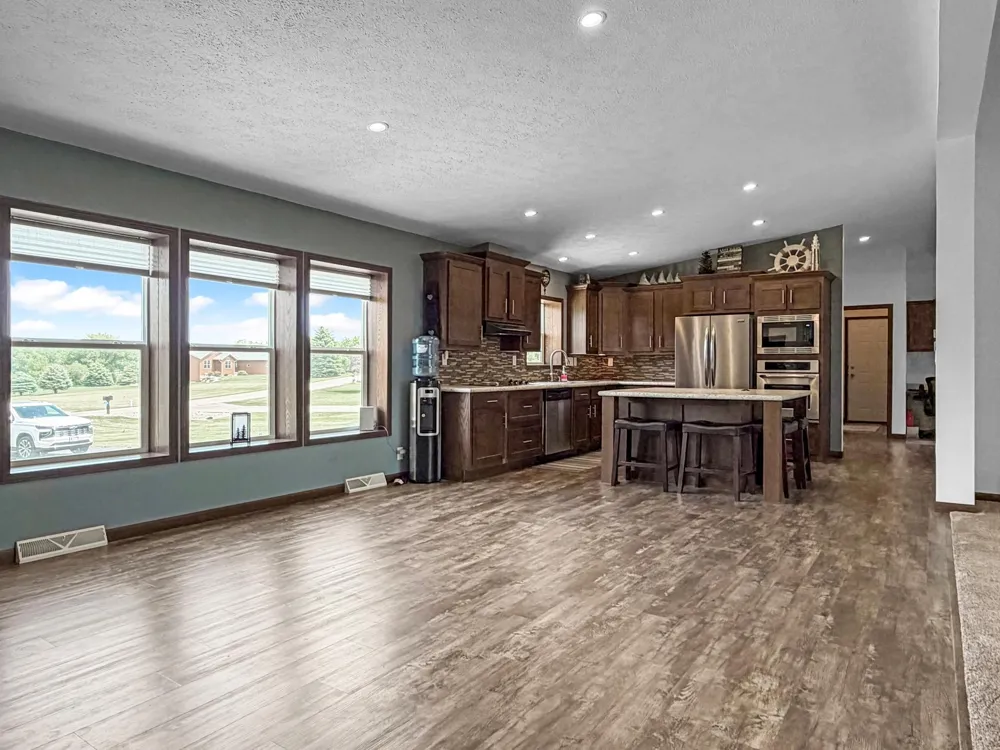 25 Lake Shetek Drive Slayton, MN 56172