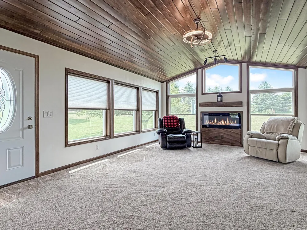 25 Lake Shetek Drive Slayton, MN 56172