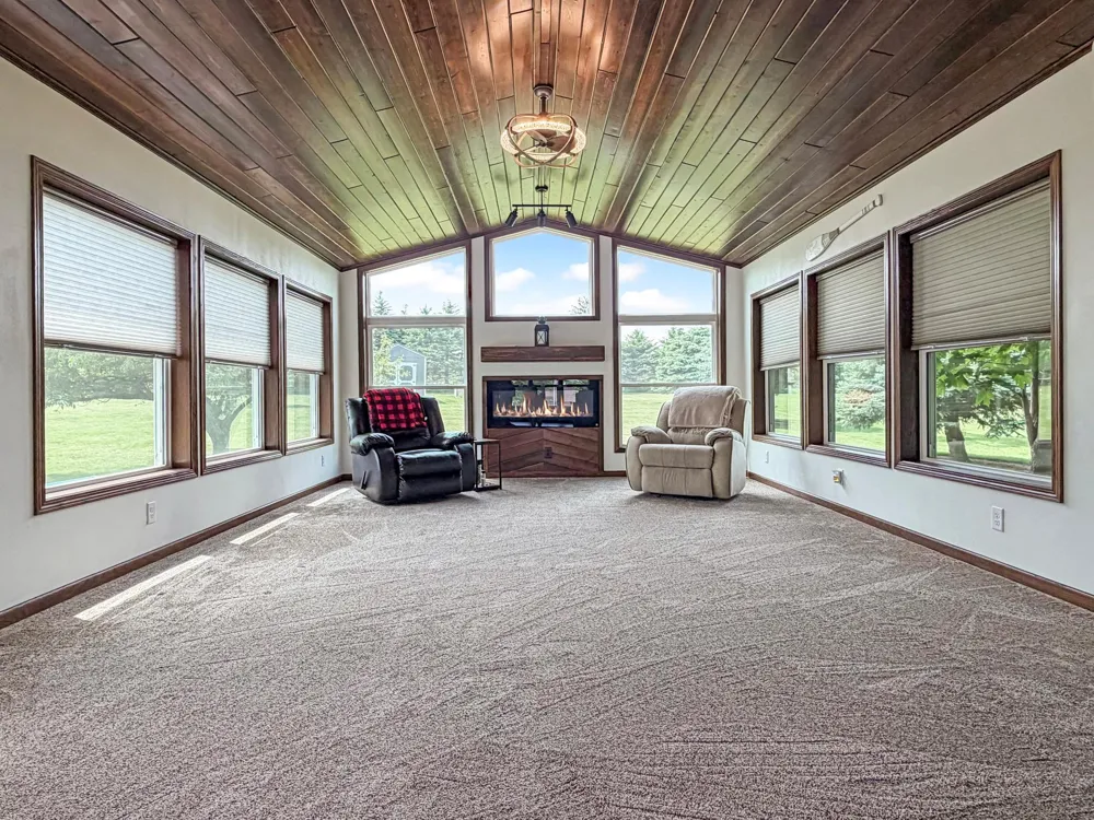 25 Lake Shetek Drive Slayton, MN 56172