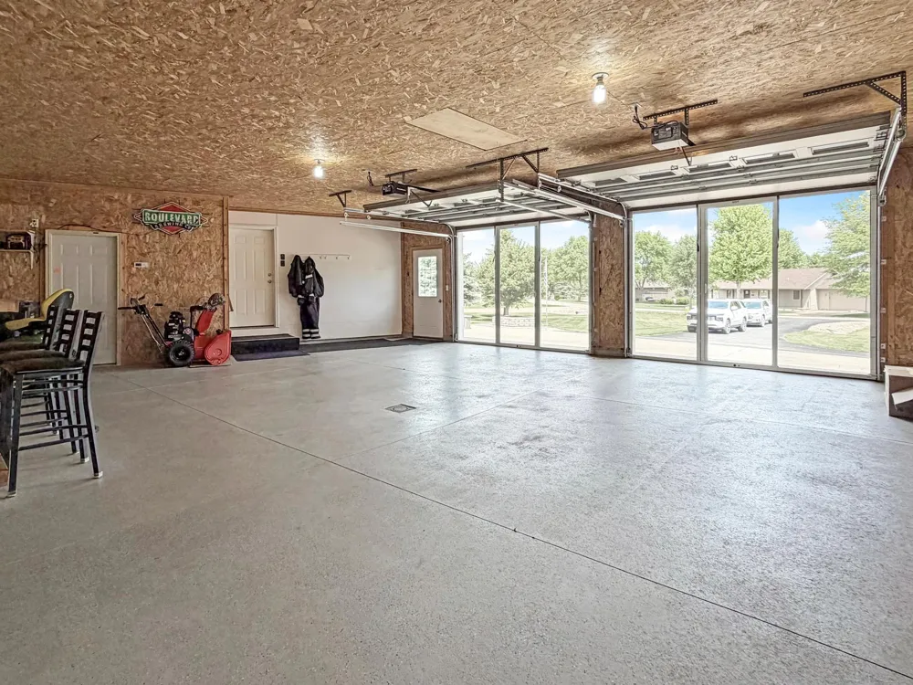 25 Lake Shetek Drive Slayton, MN 56172