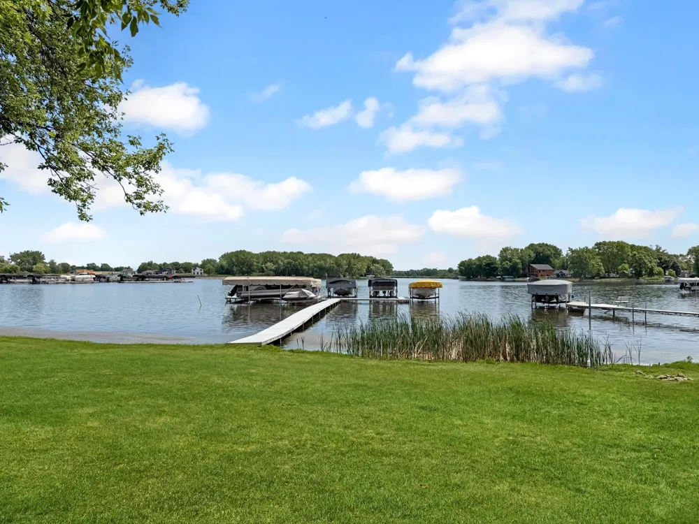 25 Lake Shetek Drive Slayton, MN 56172