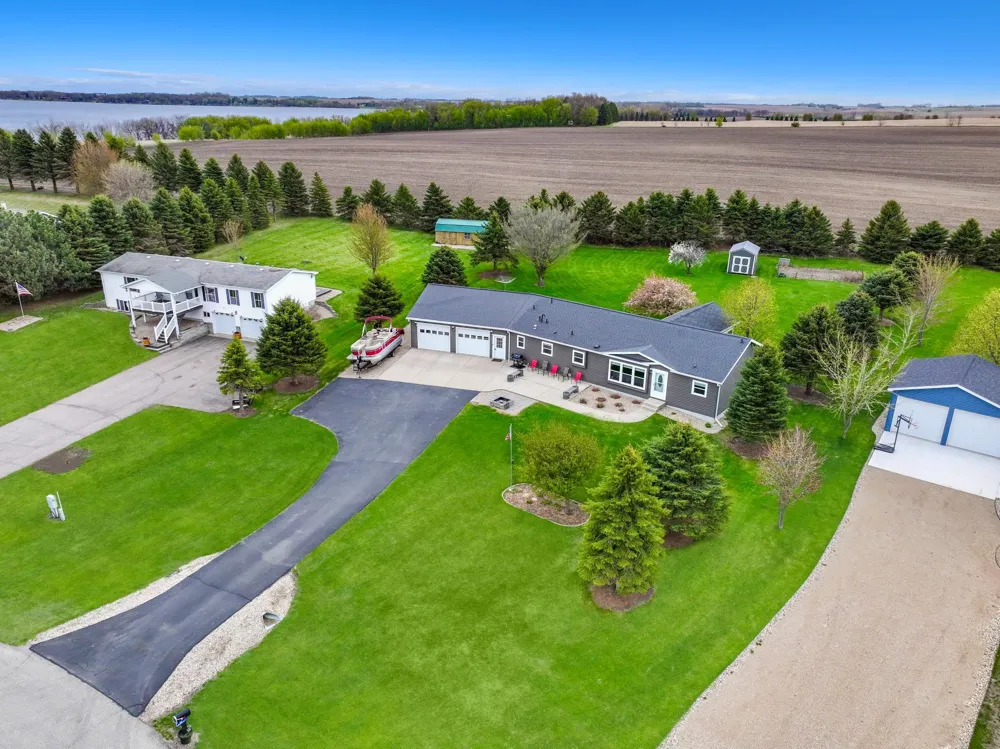 25 Lake Shetek Drive Slayton, MN 56172