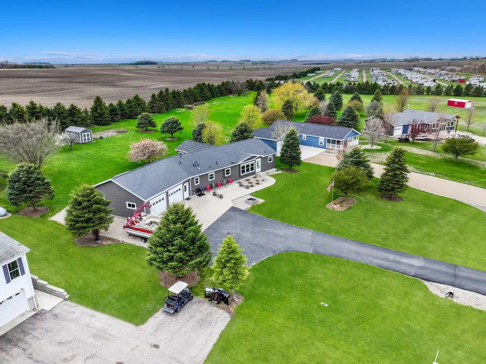 25 Lake Shetek Drive Slayton, MN 56172