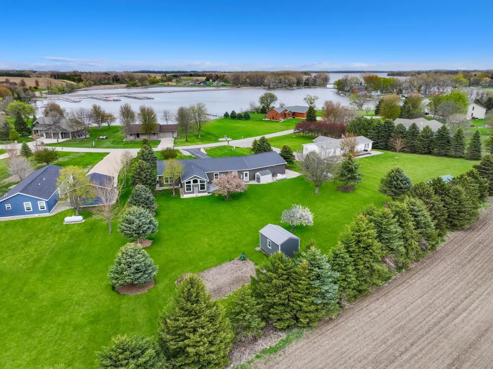 25 Lake Shetek Drive Slayton, MN 56172