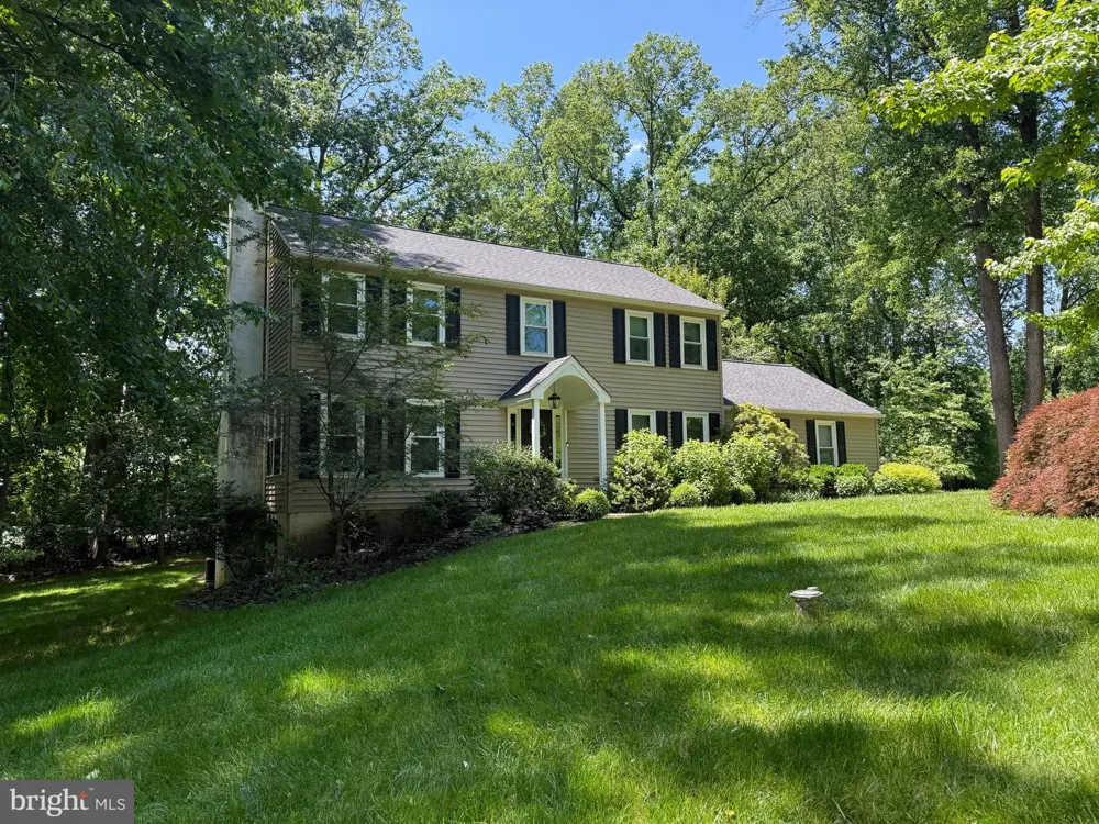 702 GREAT OAK LANE