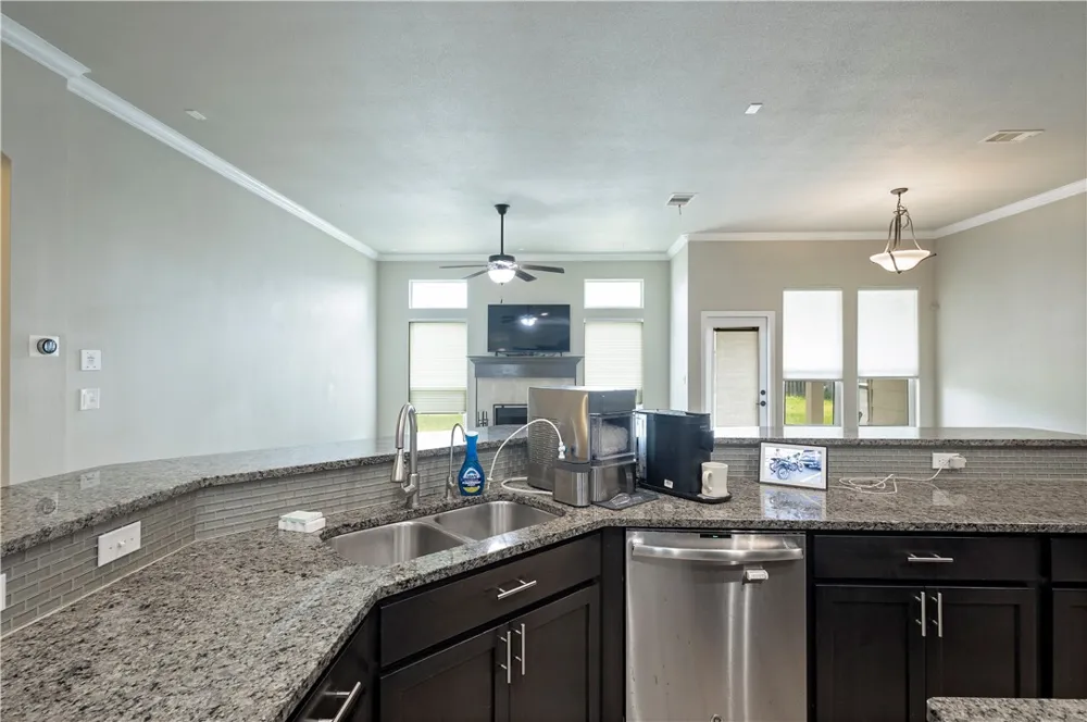 7514 Dr Hector P Garcia Drive Corpus Christi, TX 78414