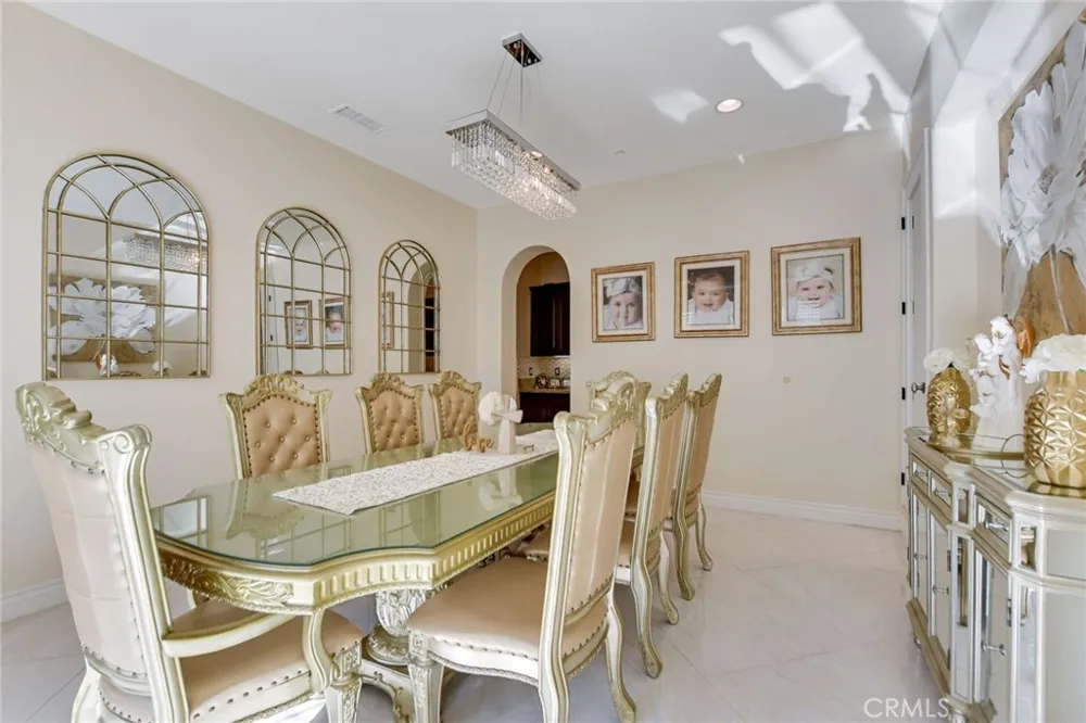 1127 Las Colinas Way San Dimas, CA 91773