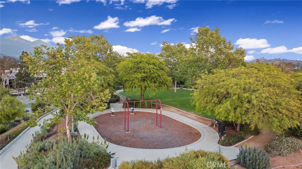 1127 Las Colinas Way San Dimas, CA 91773