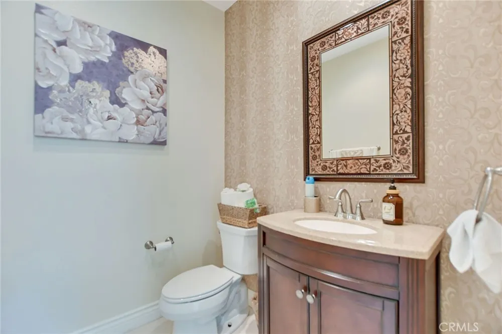 1127 Las Colinas Way San Dimas, CA 91773