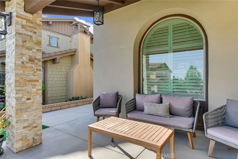 1127 Las Colinas Way San Dimas, CA 91773
