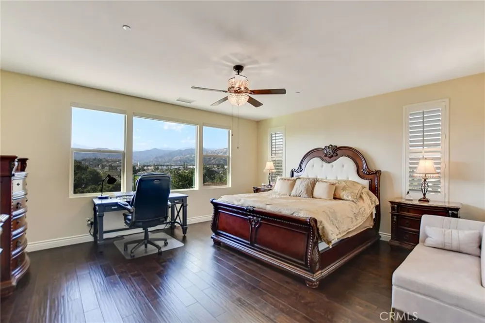 1127 Las Colinas Way San Dimas, CA 91773