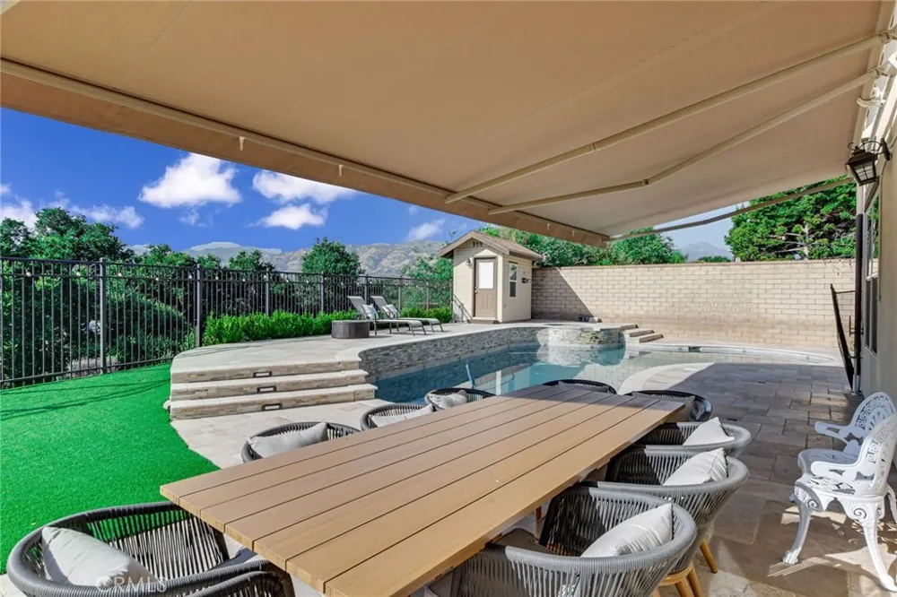 1127 Las Colinas Way San Dimas, CA 91773