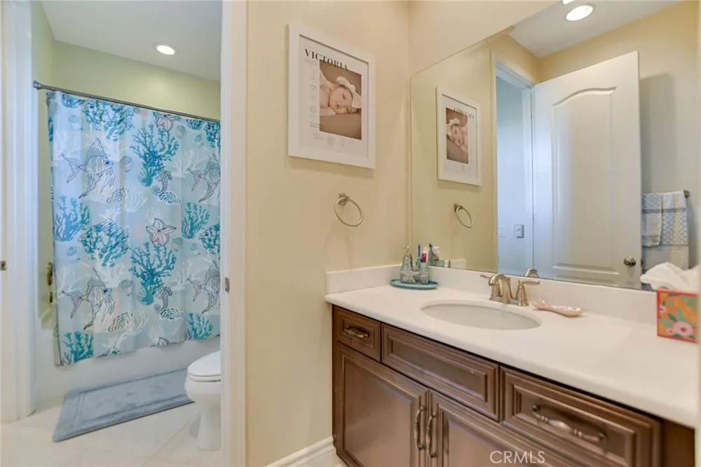 1127 Las Colinas Way San Dimas, CA 91773
