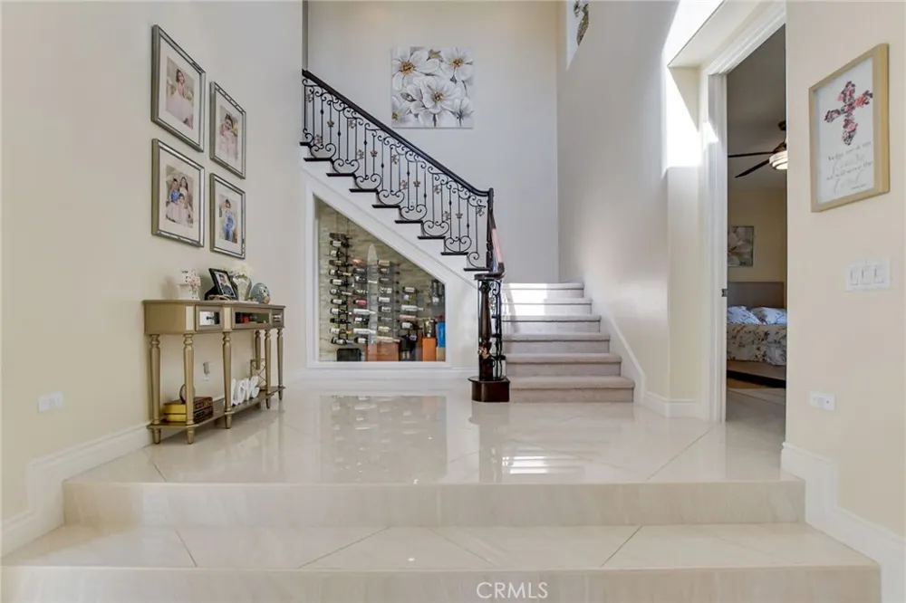 1127 Las Colinas Way San Dimas, CA 91773