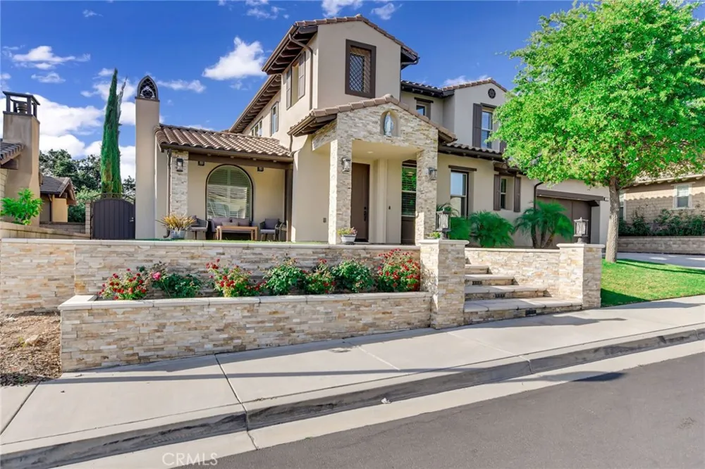 1127 Las Colinas Way San Dimas, CA 91773