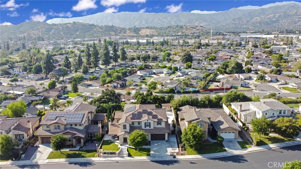 1127 Las Colinas Way San Dimas, CA 91773
