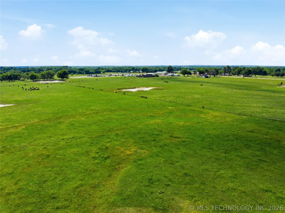 22 W 62 Highway Morris, OK 74445