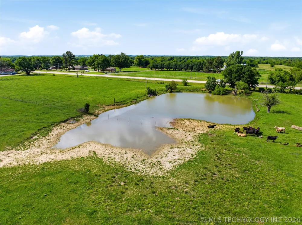 22 W 62 Highway Morris, OK 74445