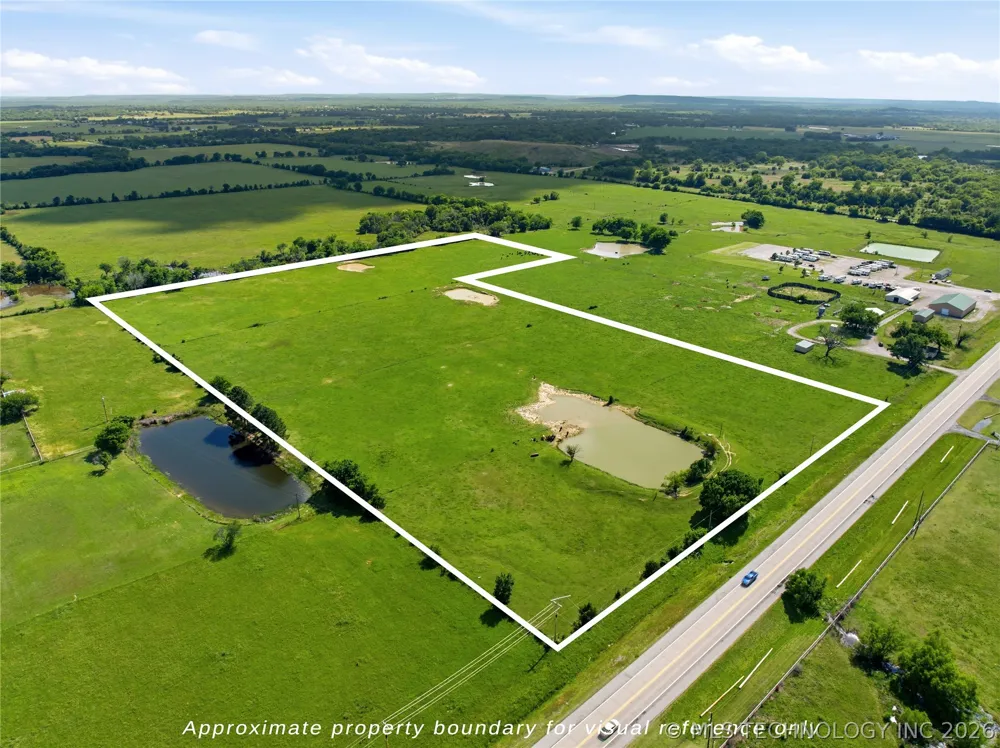 22 W 62 Highway Morris, OK 74445