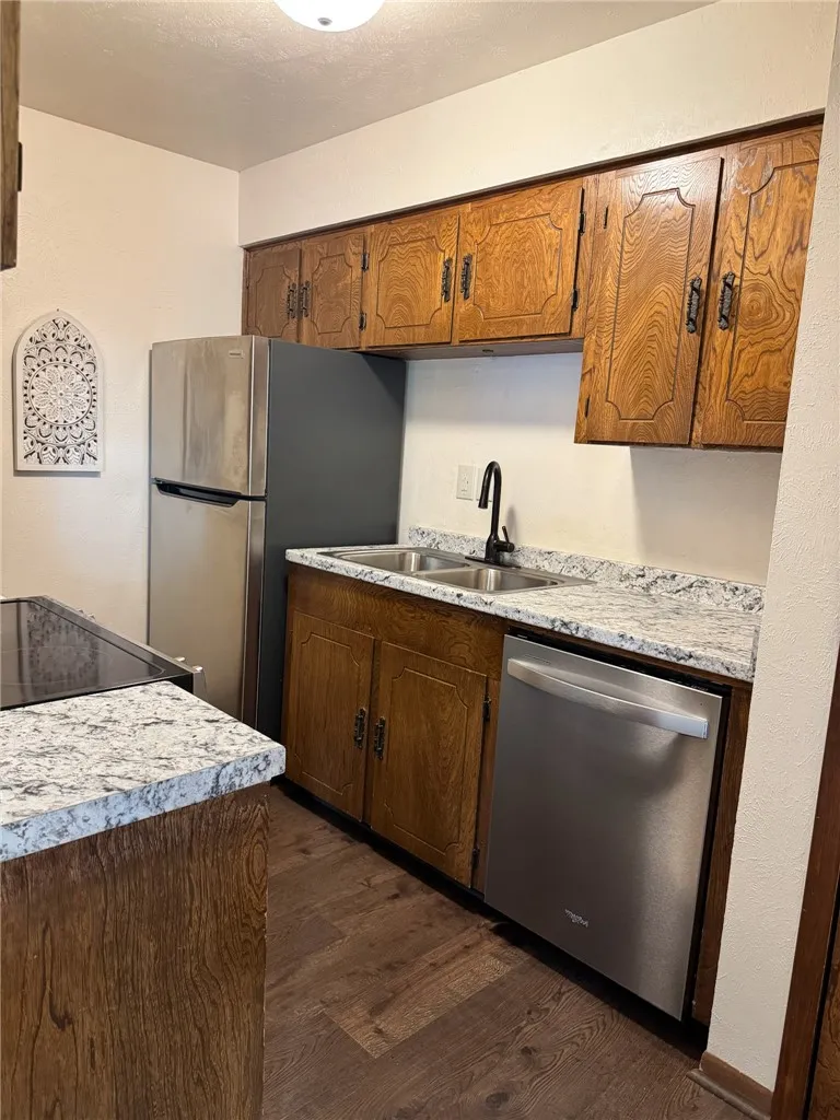 6215 Hidden Cove #3HH Corpus Christi, TX 78412
