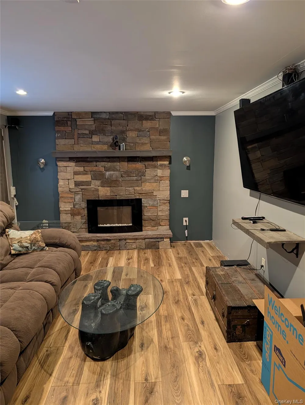 35 E Jackson Avenue E Babylon, NY 11702