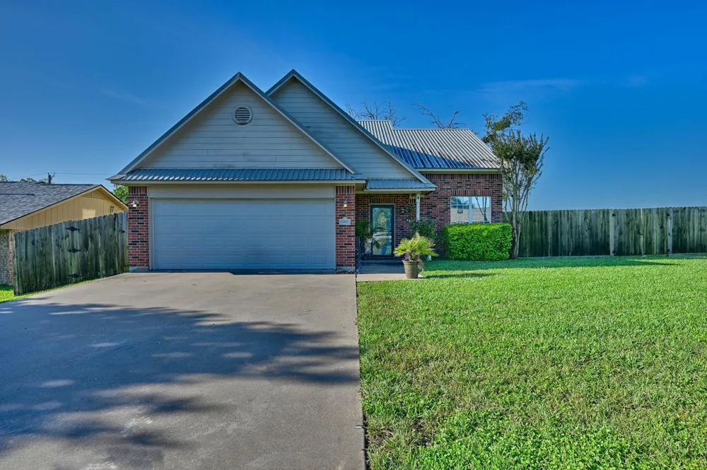 1200 Cheyenne Drive Brenham, TX 77833
