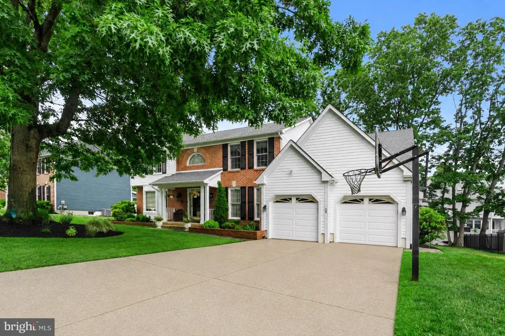 28 REGAN LANE