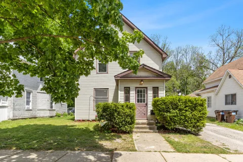 124 Woodward Avenue