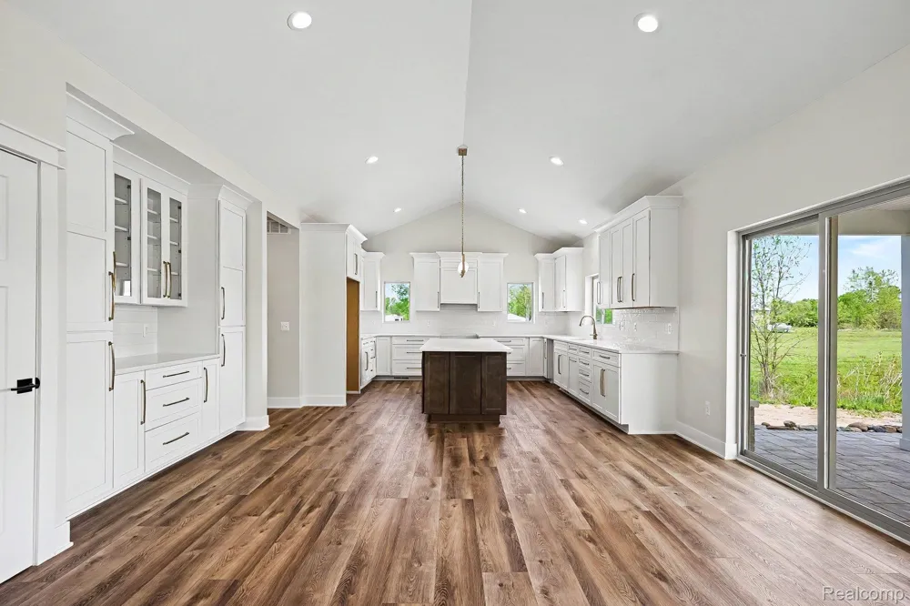57560 Omo Road Ray Township, MI 48096