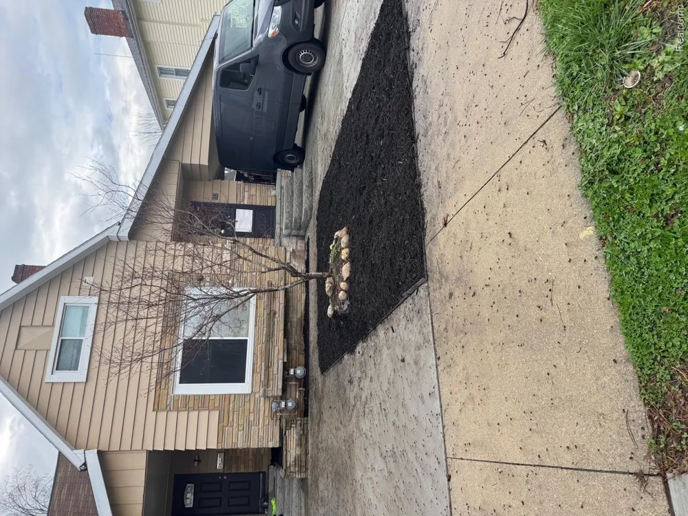 552 S Main Street Marine City City, MI 48039