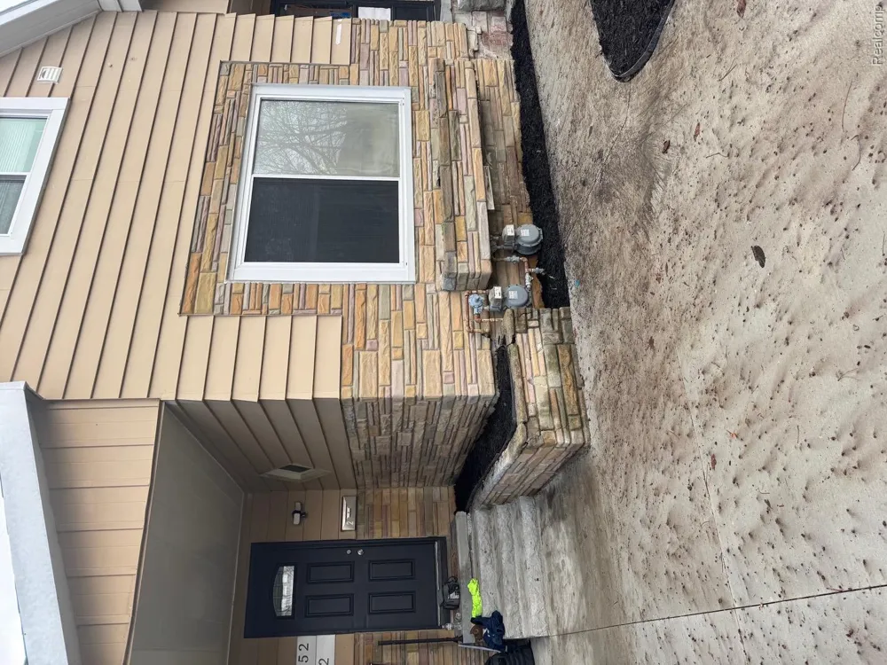 552 S Main Street Marine City City, MI 48039