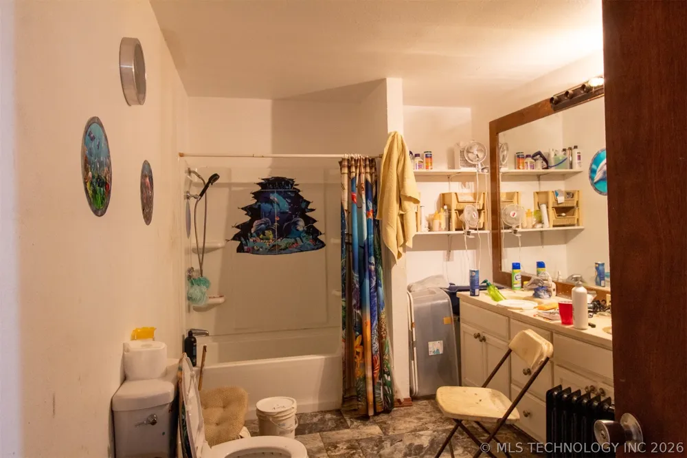 106 Leo Lane E Fort Gibson, OK 74434