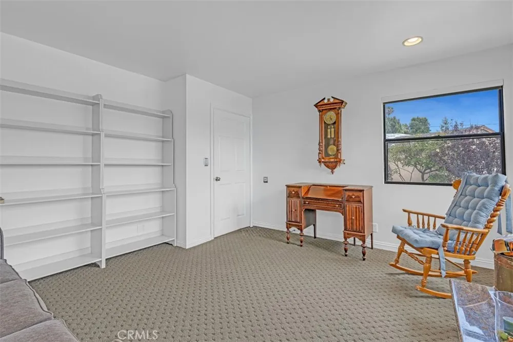 8718 Burghardt Road Temple City, CA 91775