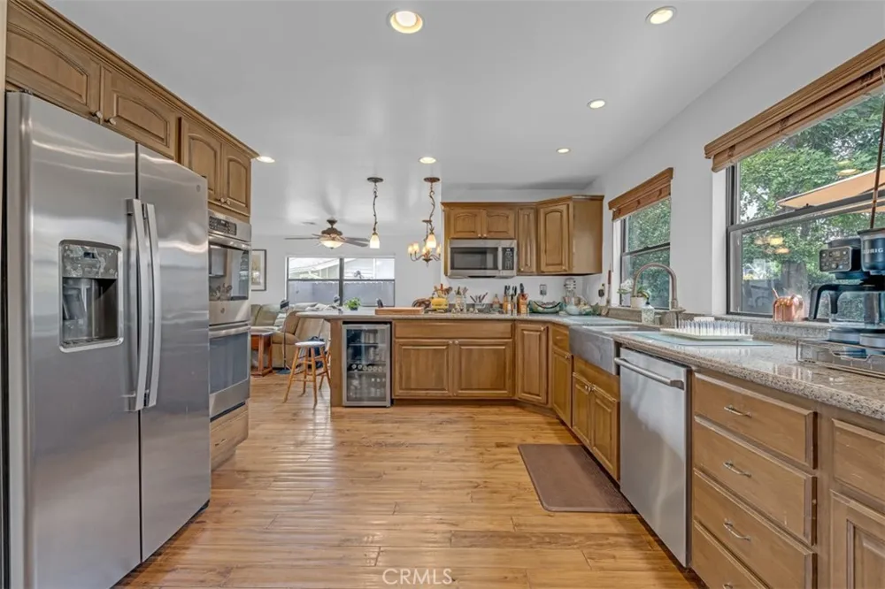 8718 Burghardt Road Temple City, CA 91775
