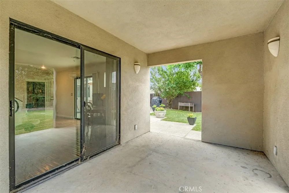 8718 Burghardt Road Temple City, CA 91775