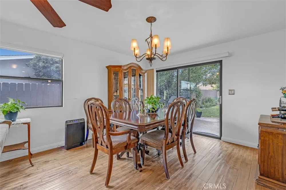 8718 Burghardt Road Temple City, CA 91775