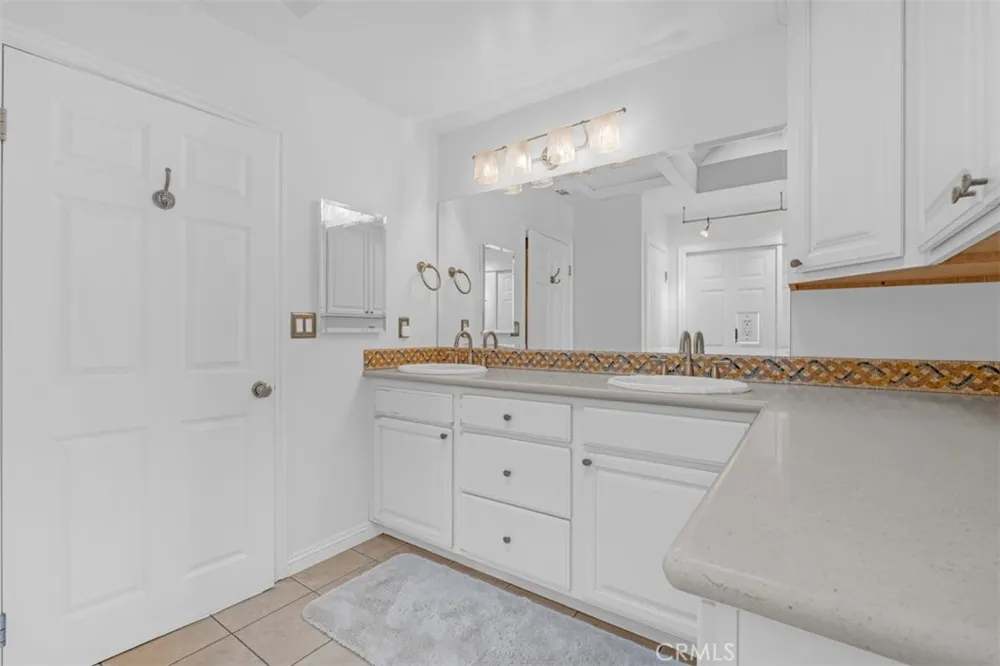 8718 Burghardt Road Temple City, CA 91775