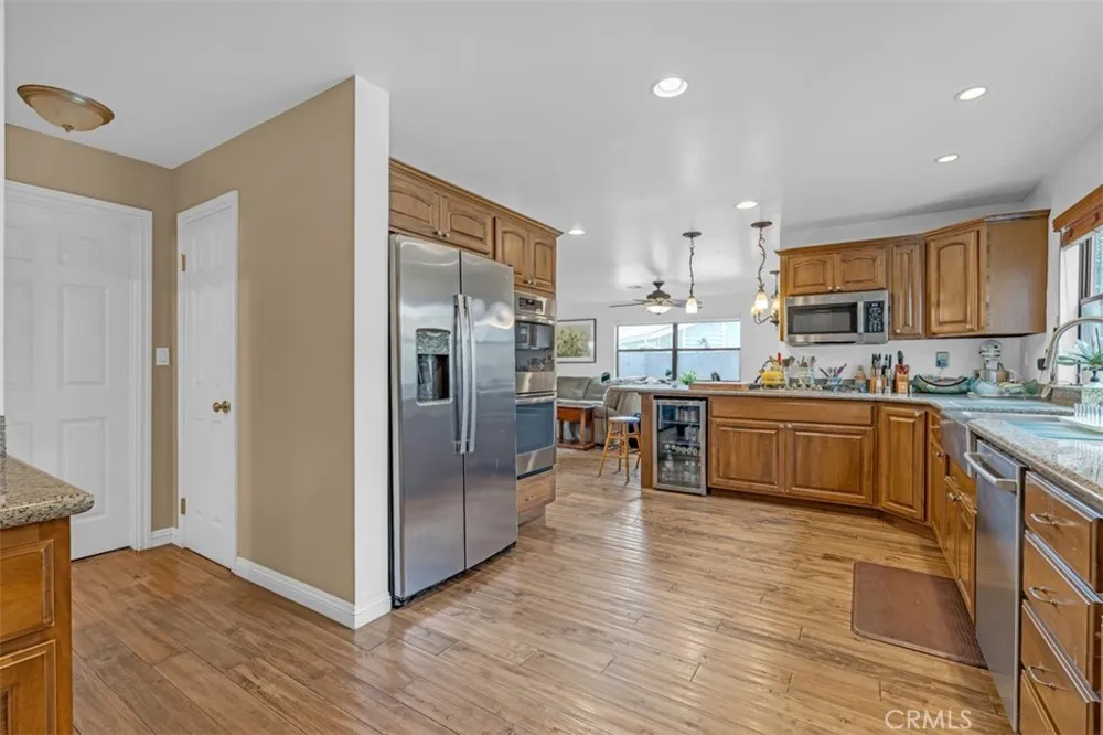 8718 Burghardt Road Temple City, CA 91775