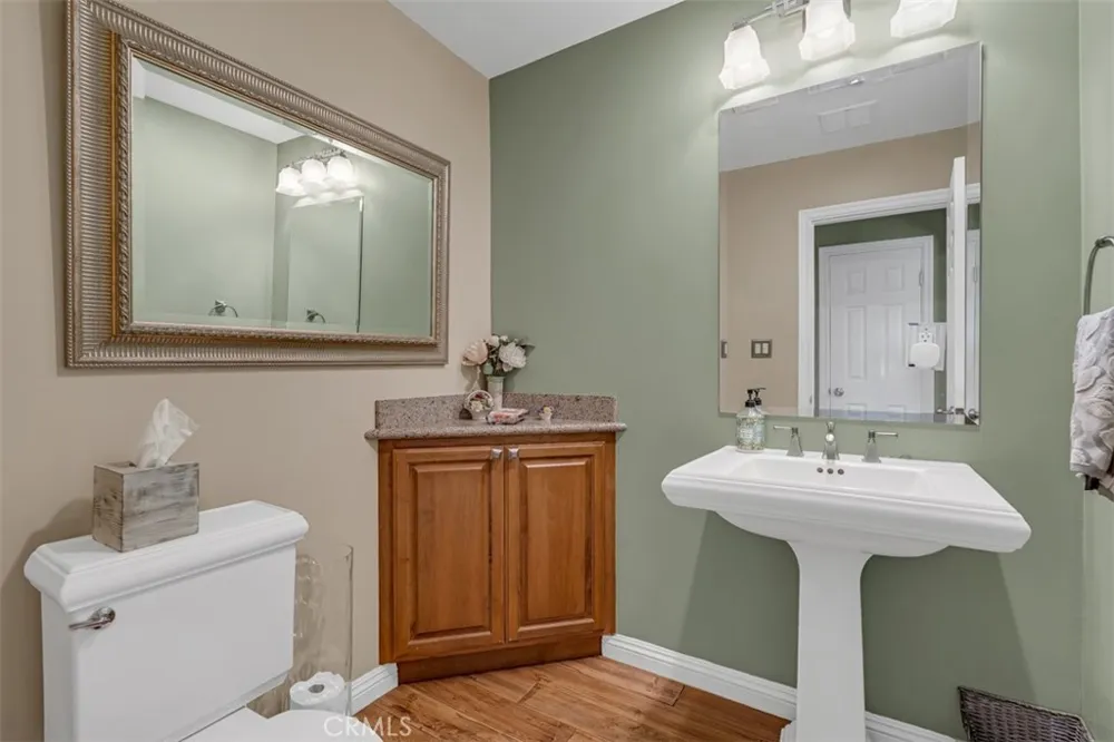 8718 Burghardt Road Temple City, CA 91775