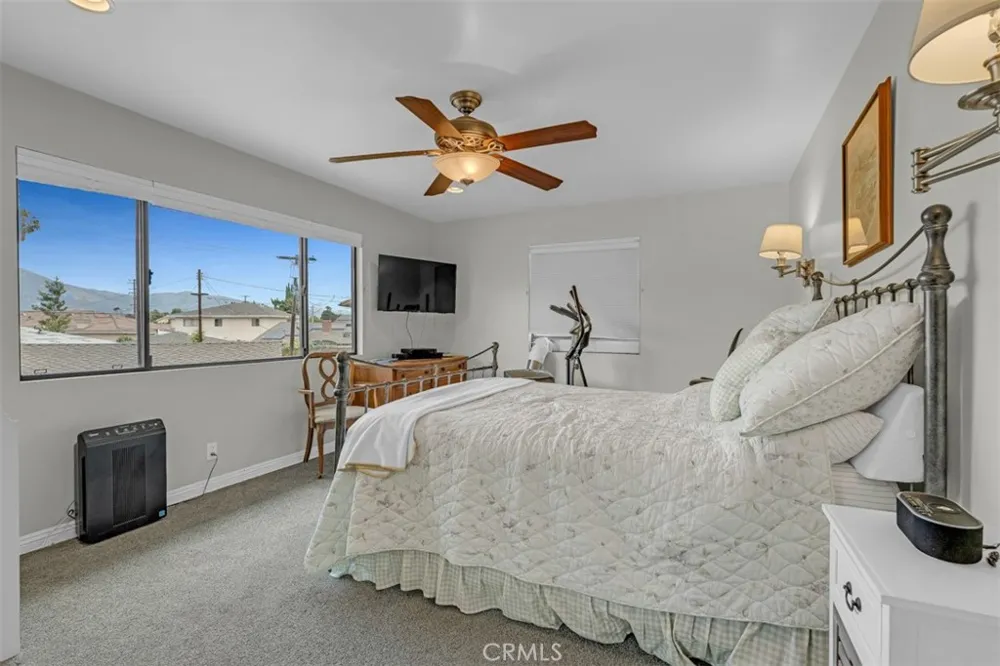8718 Burghardt Road Temple City, CA 91775