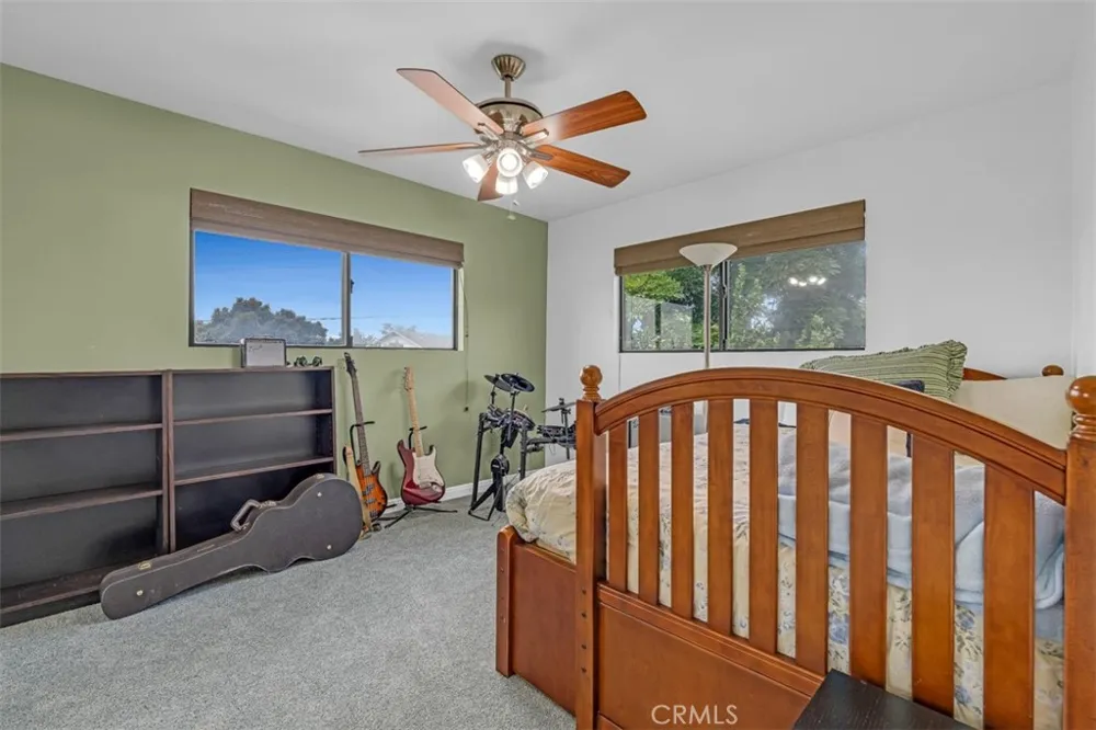 8718 Burghardt Road Temple City, CA 91775