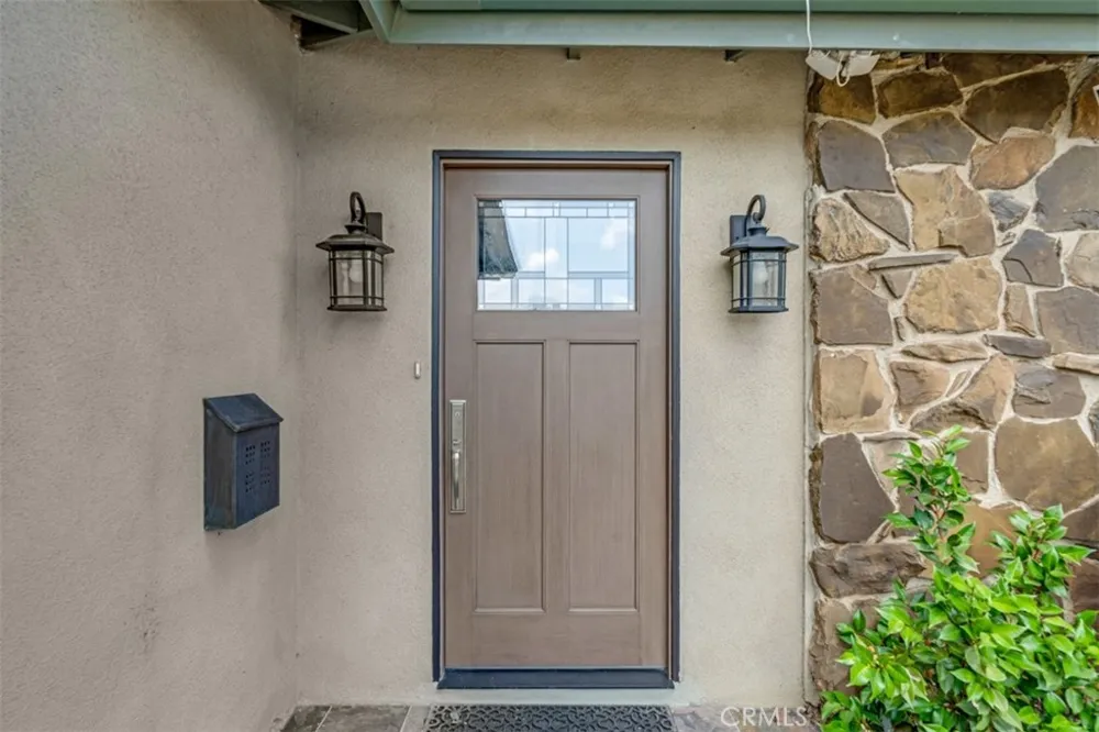 8718 Burghardt Road Temple City, CA 91775
